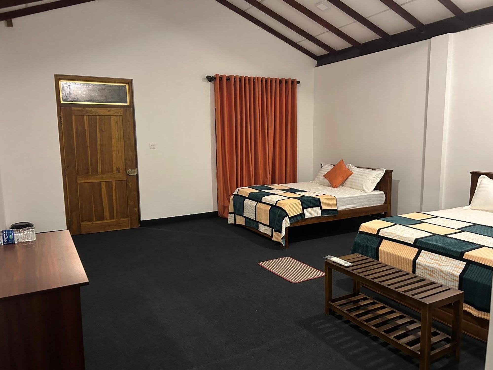 Thomasz Lodge Kandy Ngoại thất bức ảnh